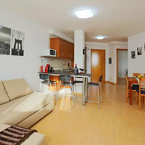 https://el-teide-12.tenerifehoteles.net